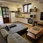 Apartmans Les דירה Zlín