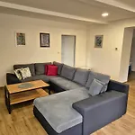 Apartmans Les דירה Zlín
