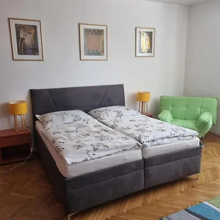 Apartmans Les * Zlín